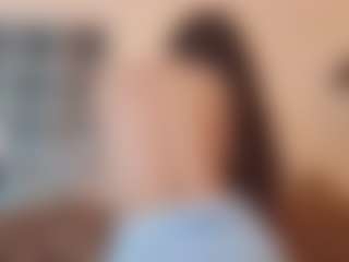 Live cam show with Rose - Green Eyes on CamClone