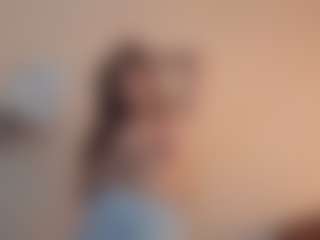 Live cam show with Rose - Green Eyes on Dare Cams