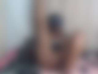 SexyTamia302's Live Sex Cam Show