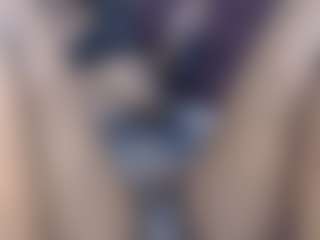 SexyTamia302's Live Sex Cam Show