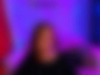 Live cam show with siennaxmonroes - Granny on PervPlay.com