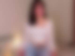 Live cam show with WillowMyrick - New Teen (18+) on TeamSkeetLive