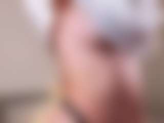 Live cam show with WillowMyrick - New White on chickslive.net | united states