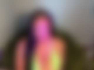 Live cam show with Beurettine - New Big Ass on StripNow