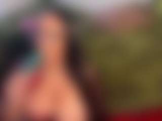 Spettacolo in cam dal vivo con Beurettine - Tattoos Young Adult su Camsoda