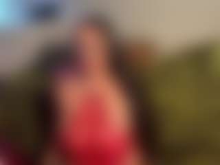 Live cam show with Beurettine - Shaved Pussy on fuck-show.com