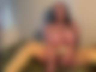 Show en direct avec Beurettine - Deepthroat sur Camsoda