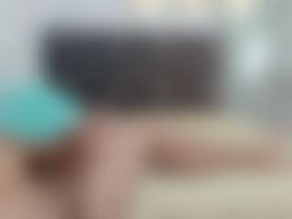 Live cam show with Keylaandmatt - Brown Hair on friskycurves.com