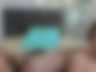 Live cam show with Keylaandmatt - Striptease on boobsie.com