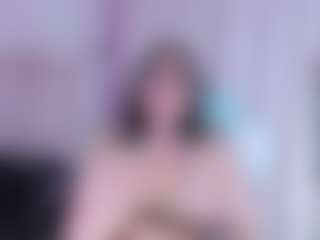 Live cam show with lola-caicedo - Solo on Camsoda