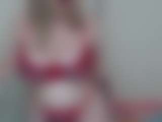 Live cam show with lucyBarker - New Brown Eyes on sexytreat.net