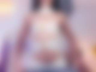 Live cam show with MaisonAmora - Black Hair on fapnchat