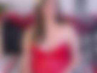 Live cam show with Oliviabrowm - New Lush on CamClone