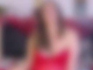 Live cam show with Oliviabrowm - Granny on AdultVida.com