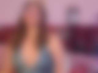 Live cam show with Oliviabrowm - Smoking on Camsoda
