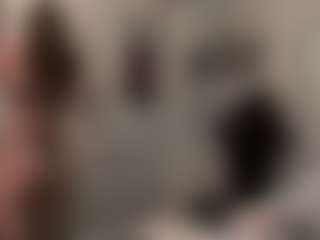 Live cam show with xoxomandi - American Petite on Milfs Live | united states