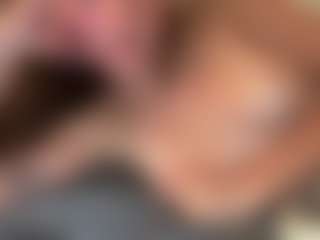 xoxomandi's Live Sex Cam Show