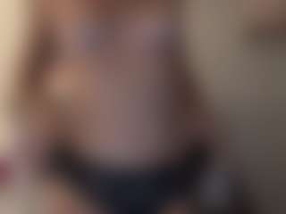 xoxomandi's Live Sex Cam Show