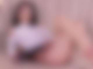 AishaDoll1's Live Sex Cam Show