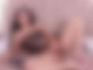 AishaDoll1's Live Sex Cam Show