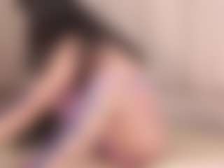 Live cam show with AishaDoll1 - Average on CamClone