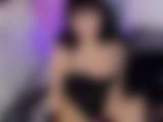 Live cam show with Danielle-Doll - Facial Piercings on Gym Cam Girls
