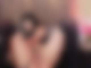 Live cam show with Danielle-Doll - Full Nudity on liverealitysex.com