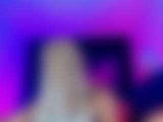 ChloeMackensyy's Live Sex Cam Show