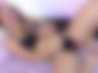 Live cam show with karolay-perez - Athletic Bedroom on SinfulBabes