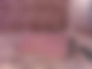 LindsayJohans's Live Sex Cam Show