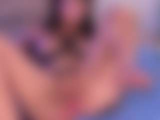 LindsayJohans's Live Sex Cam Show