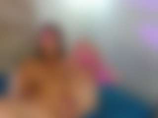 LindsayJohans's Live Sex Cam Show