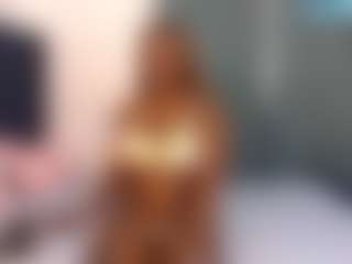 creamy-moonx's Live Sex Cam Show