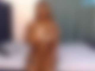Live-Cam-Show mit creamy-moonx - New Tattoos auf Camsoda
