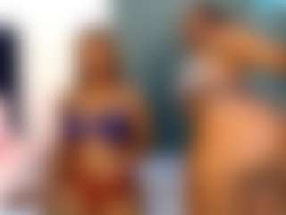 creamy-moonx's Live Sex Cam Show
