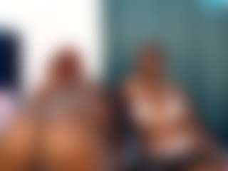 creamy-moonx's Live Sex Cam Show