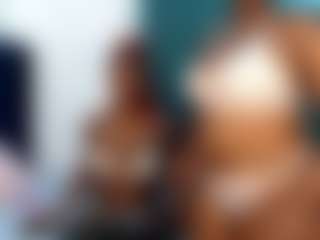 Live-Cam-Show mit creamy-moonx - Spank auf Camsoda