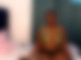 creamy-moonx's Live Sex Cam Show