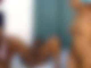 Live cam show with creamy-moonx - Flashing on WildCum