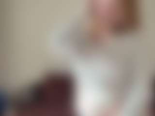 Live cam show with GenevaHoen - Double Penetration on madthumbs
