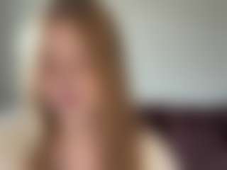 Live cam show with GenevaHoen - Cum Brown Hair on Camsoda