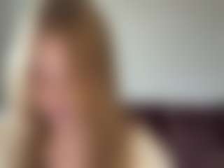 Live cam show with GenevaHoen - Cum Brown Hair on Camsoda