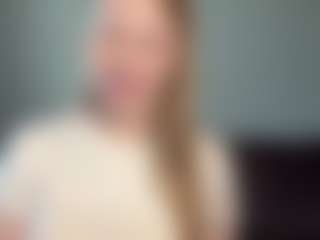 Live cam show with GenevaHoen - Athletic Young Adult on Camsoda