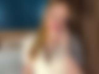Live cam show with GenevaHoen - Brown Eyes Red Hair on Camiplay Live