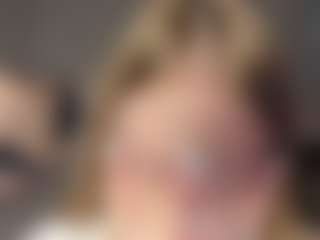 GenevaHoen's Live Sex Cam Show