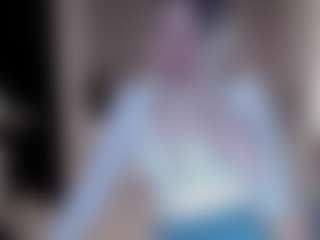 Live cam show with IsabelleMarteney - Green Eyes on parknlotfishbdy