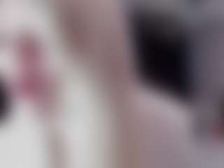 Live cam show with IsabelleMarteney - Normal on TottyGirls