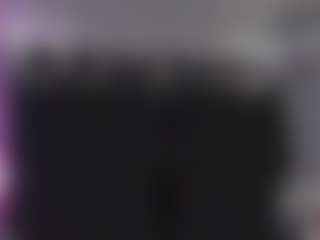 Live cam show with IsabelleMarteney - Gamer Athletic on LiveSexCams6