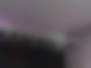 Live cam show with IsabelleMarteney - Skinny on Latina Girls