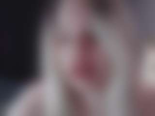 Live cam show with IsabelleMarteney - New Lovense on Latina Girls